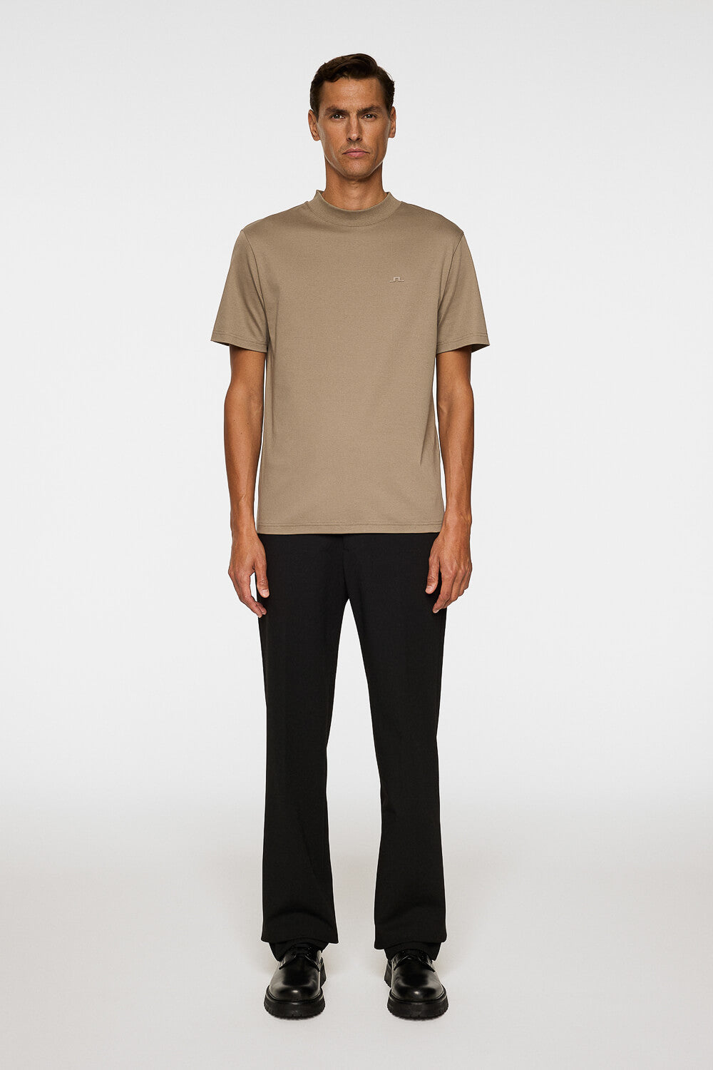 Ace Mock Neck T-Shirt Taupe