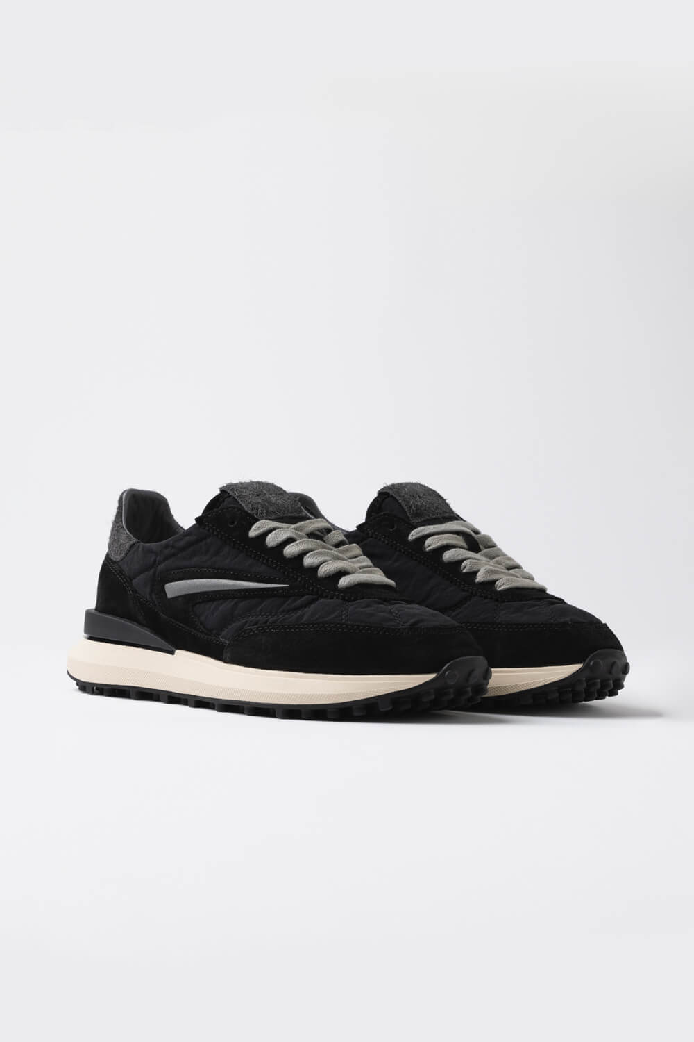 Athleta Touch Sneaker Black