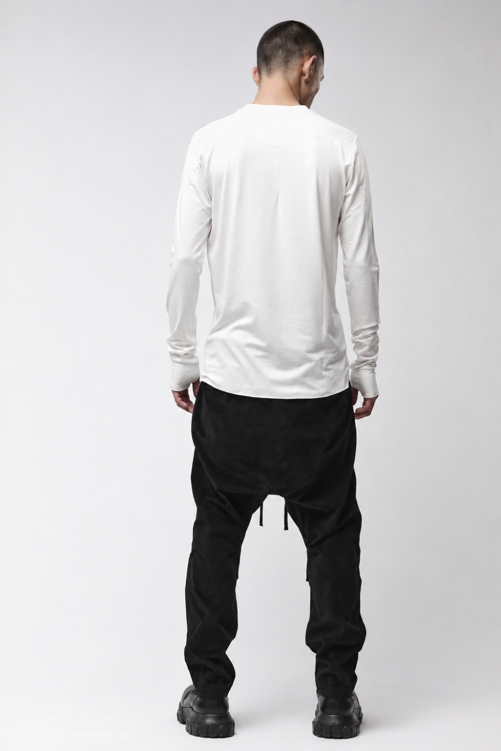 M TS 970 Viscose Blend Long-Sleeve T-Shirt W/ Thumbhole Detail Off White