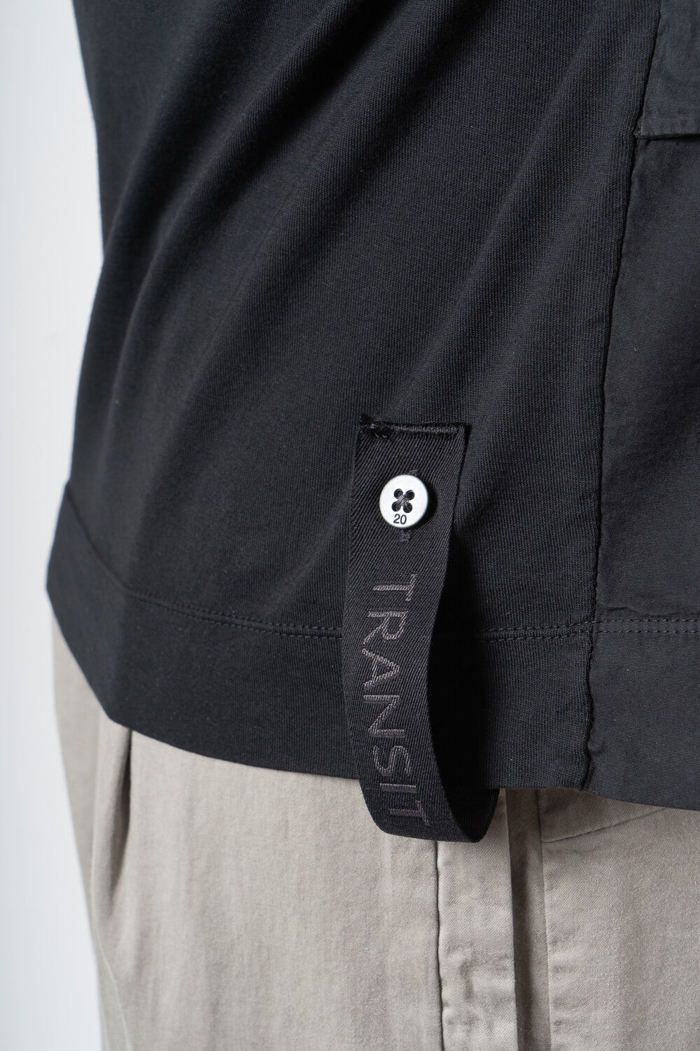 Back Pocket Contrast Fabric T-Shirt Black