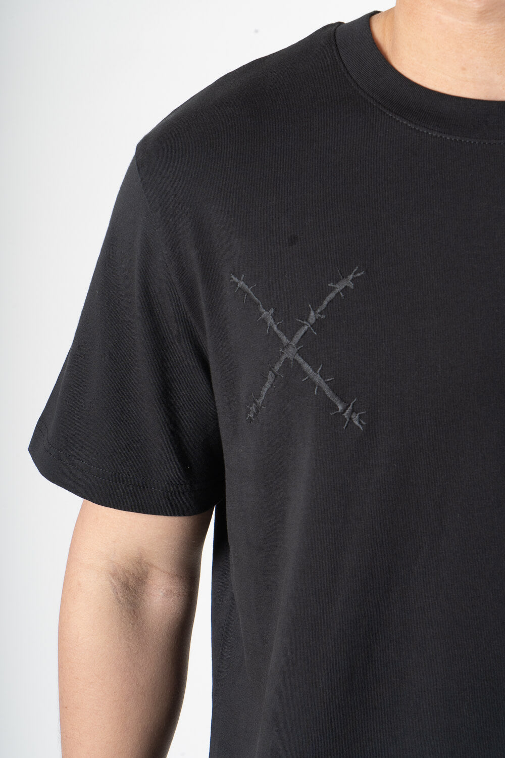 Barb Wire T-Shirt Black