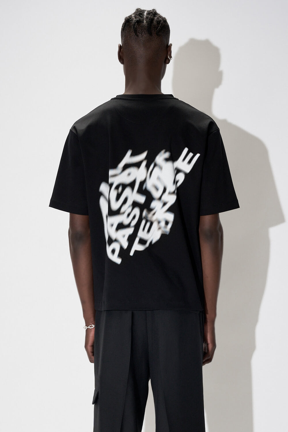 Blurred Back Logo Crewneck T-Shirt Black