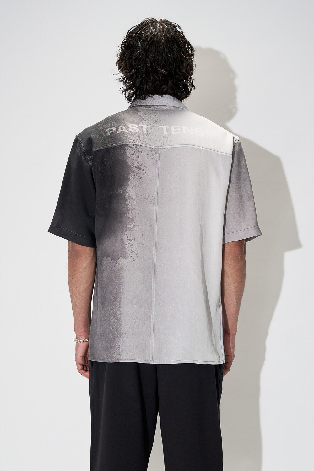 Blurry Print Open Collar S/S Shirt Black