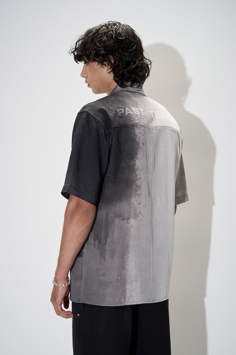 Blurry Print Open Collar S/S Shirt Black