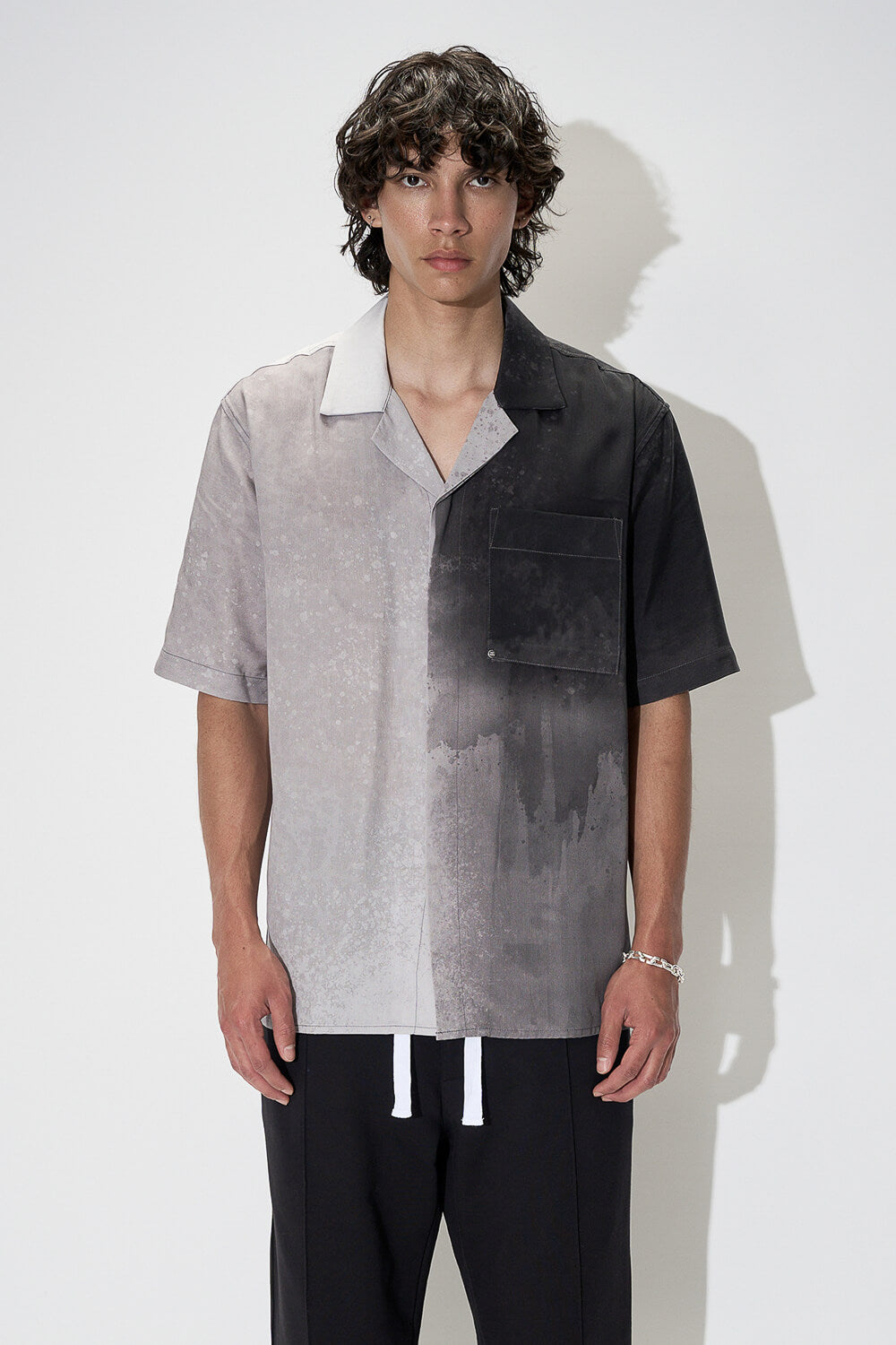 Blurry Print Open Collar S/S Shirt Black