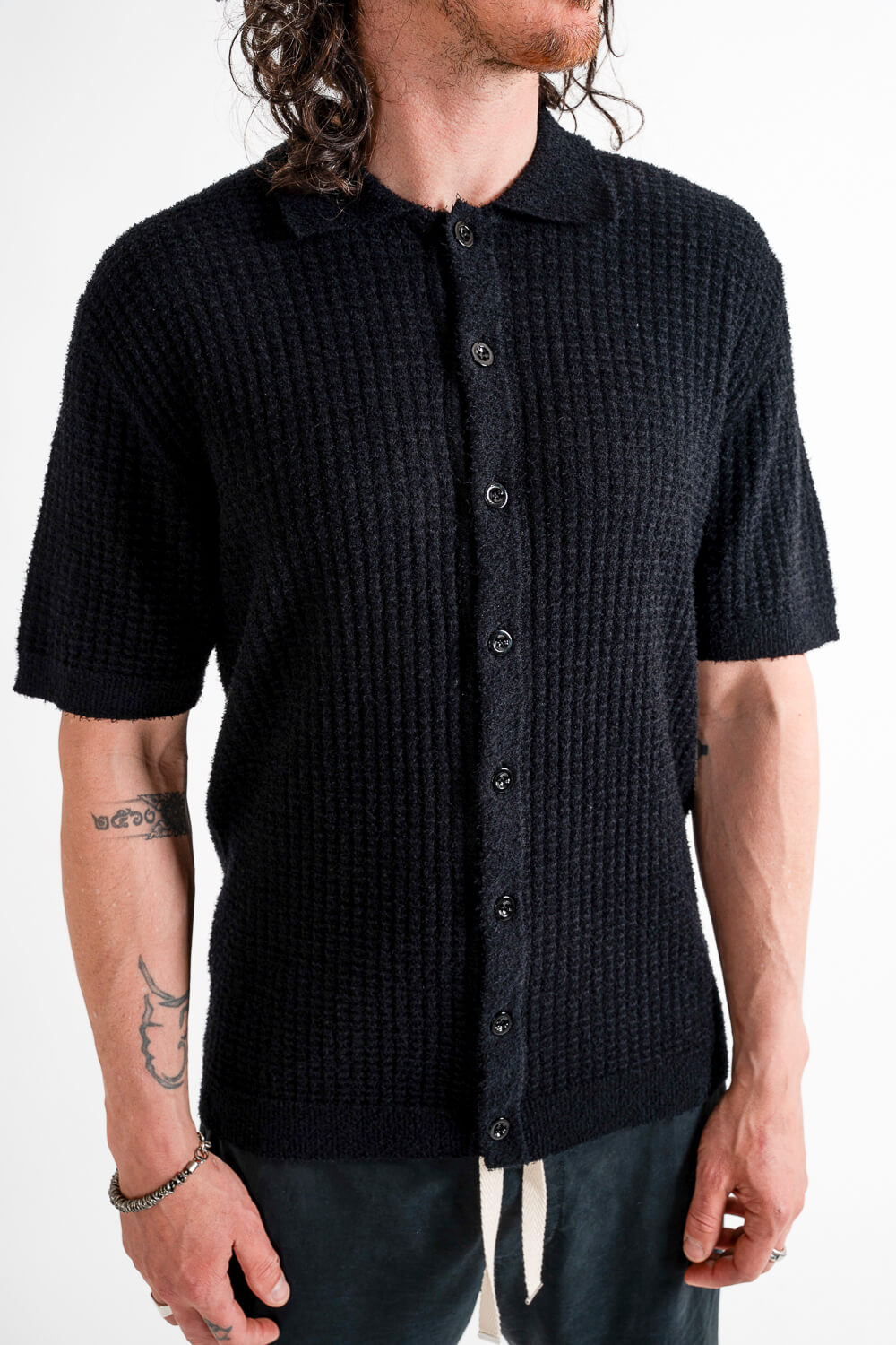 Button-Up Textured Shirt Black