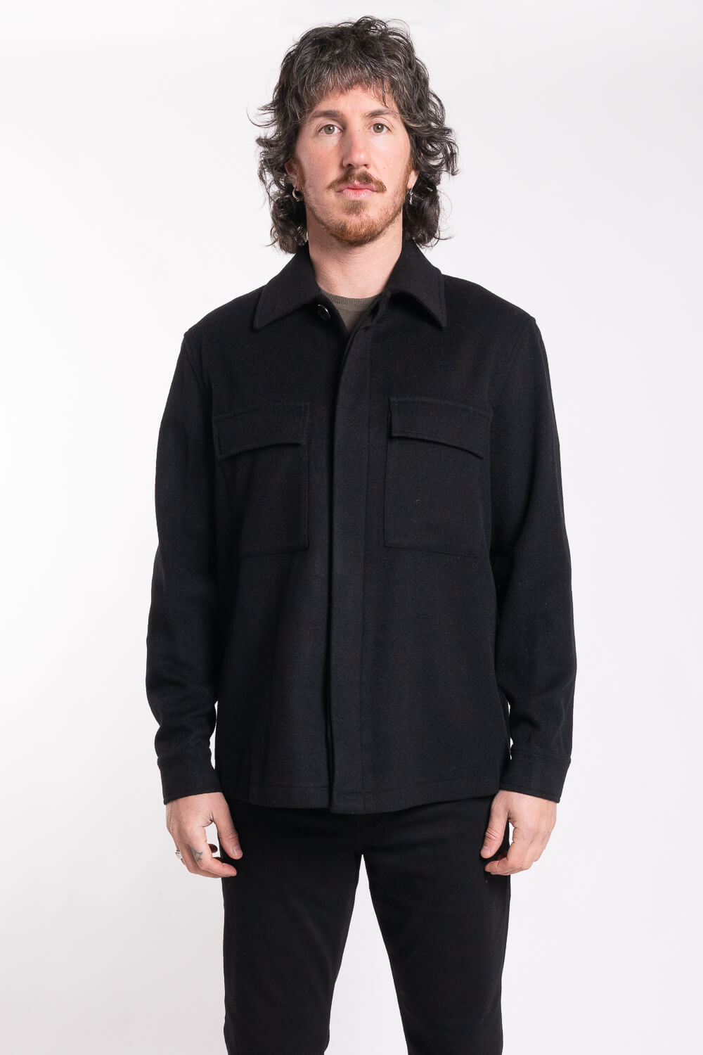 Cashmere Front Pocket Overshirt Black