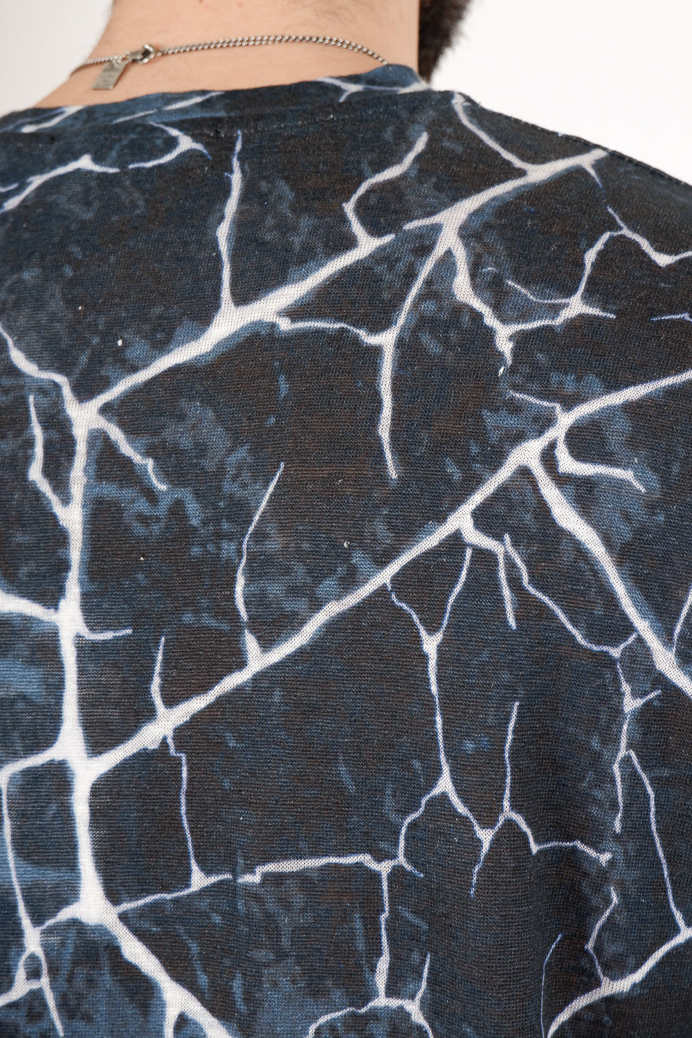 Buy the Daniele Fiesoli Cracking Earth Print Linen T-Shirt in Blue at Intro. Spend £50 for free UK delivery. Official stockists. We ship worldwide.