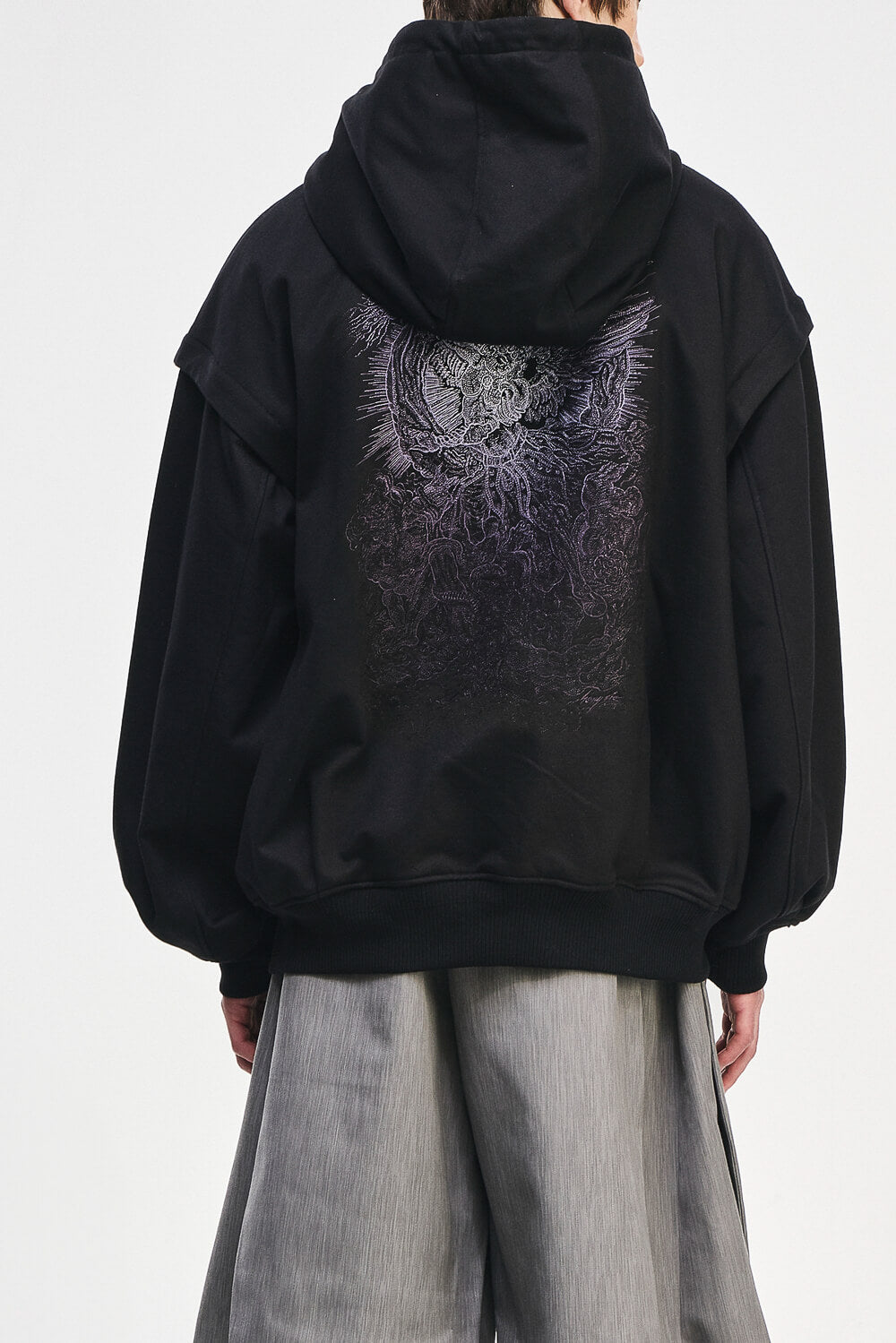 Embroidered Sleeveless Zip-Up Jacket Black