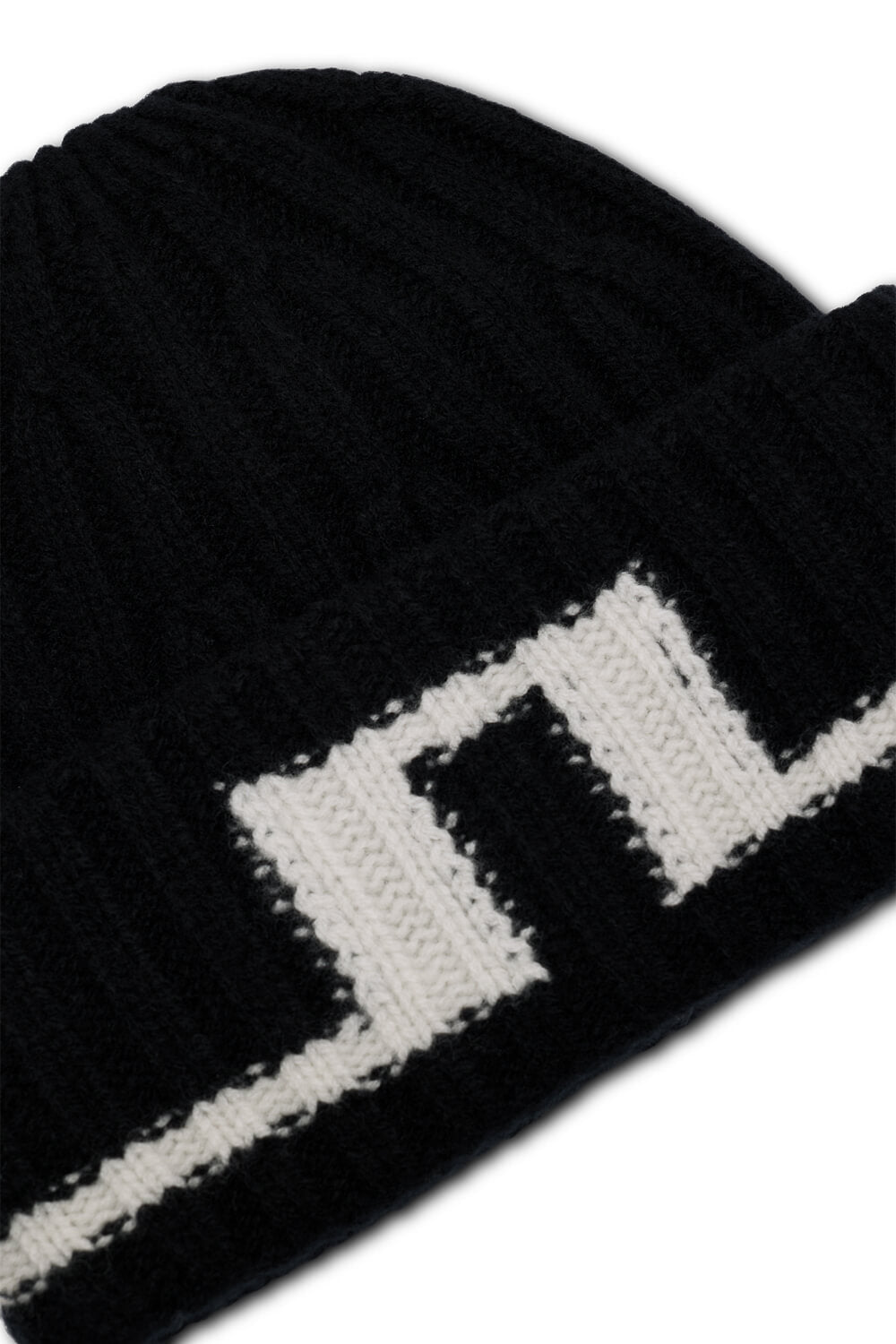 Enso Beanie Black