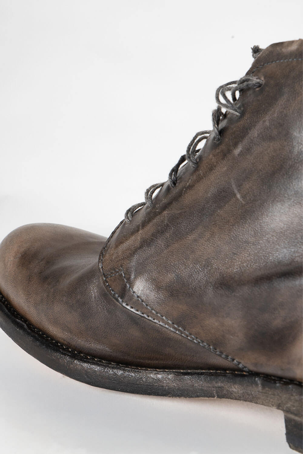 Fade Effect Italian Bufallo Leather Boot Black/Brown