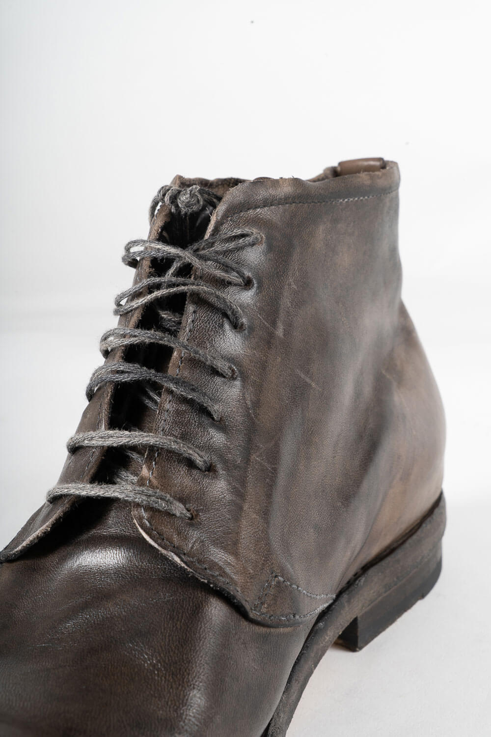 Fade Effect Italian Bufallo Leather Boot Black/Brown