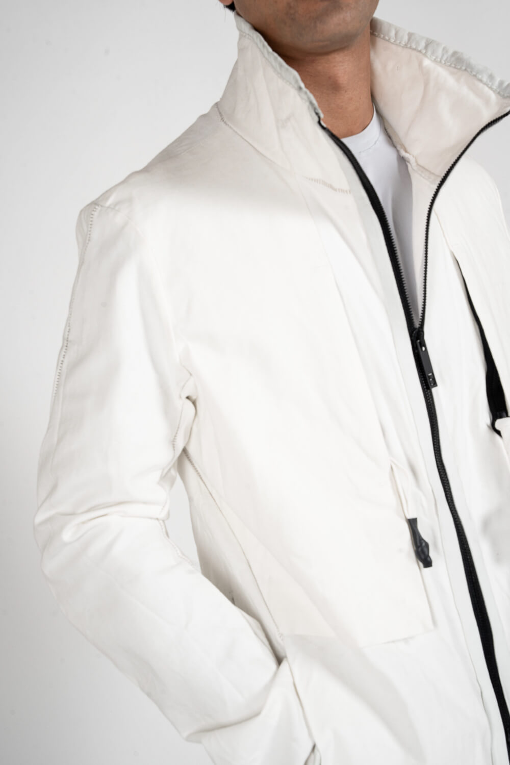 Gusset Zip-Up Pocket Detail Jacket White