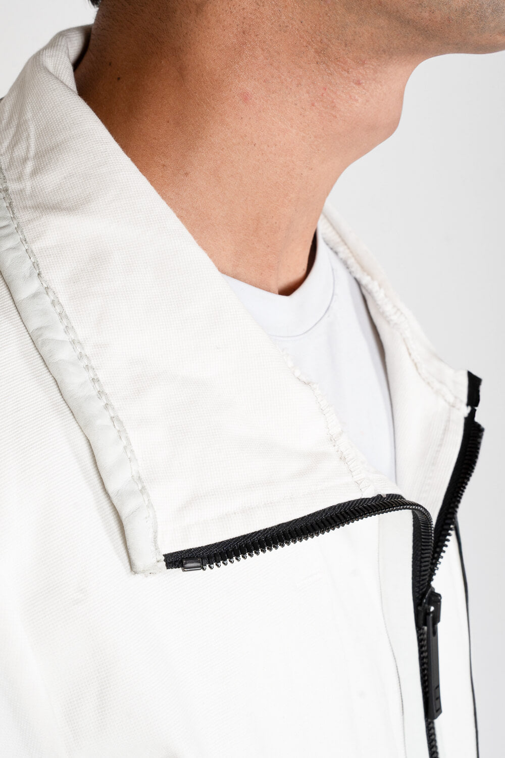 Gusset Zip-Up Pocket Detail Jacket White