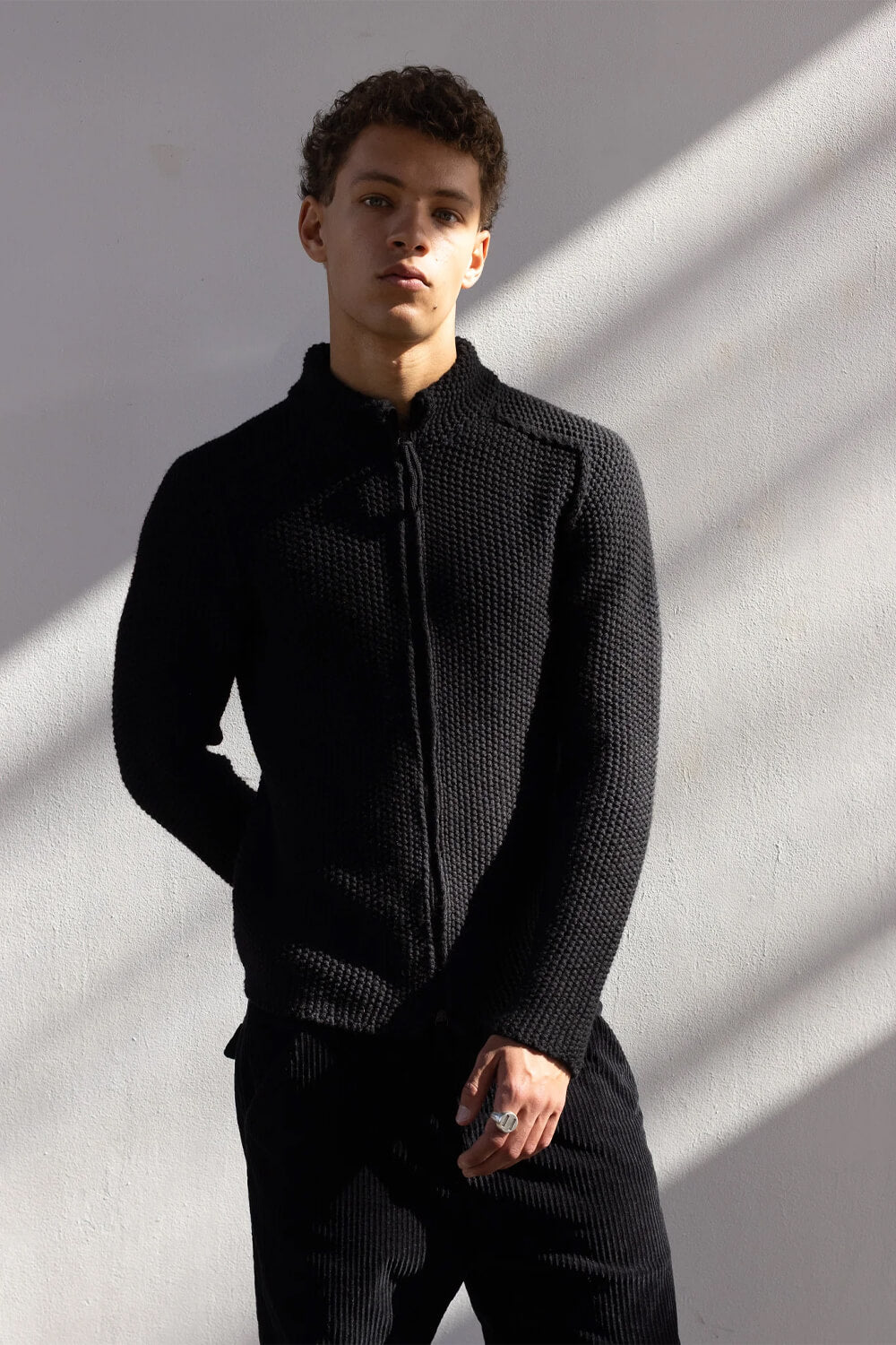 Heavy Full Zip Raw Edge Cable Knit Cardigan Black