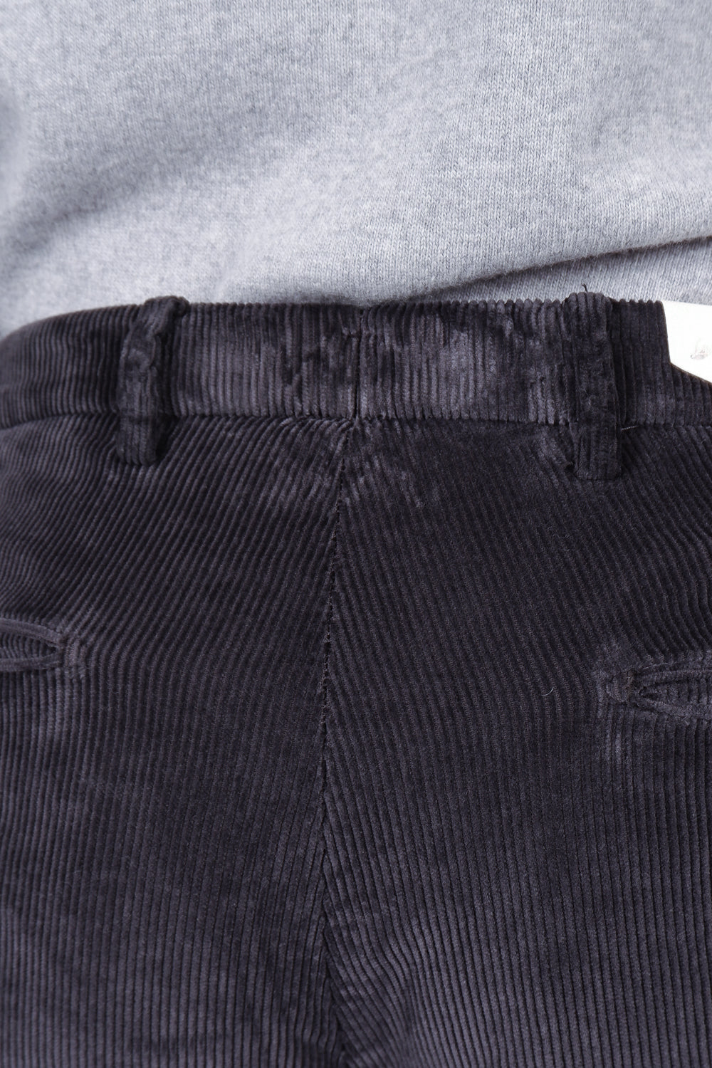 Buy the Briglia Italian Corduroy Trouser in Charcoal at Intro. Spend £50 for free UK delivery. Official stockists. We ship worldwide.