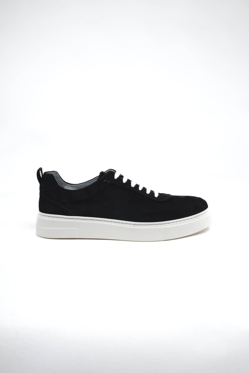 Italian Suede Low Tops Sneaker Black