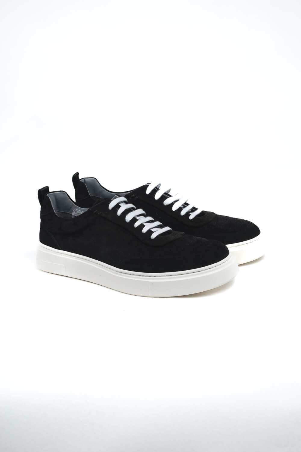 Italian Suede Low Tops Sneaker Black