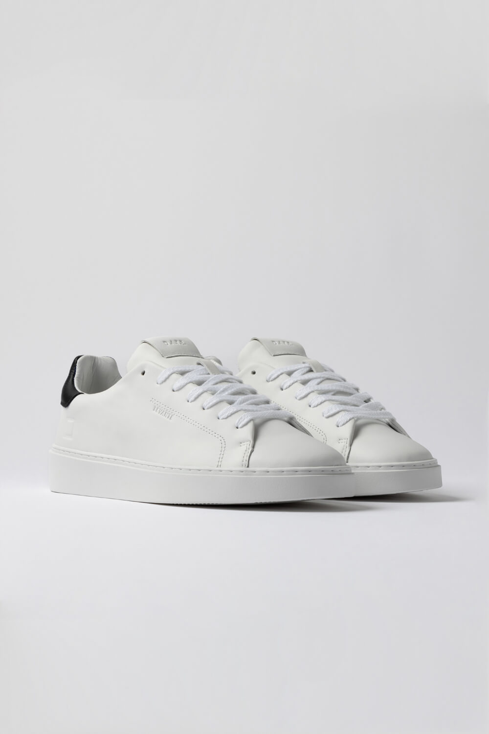 Levante Calf Sneaker White/Black