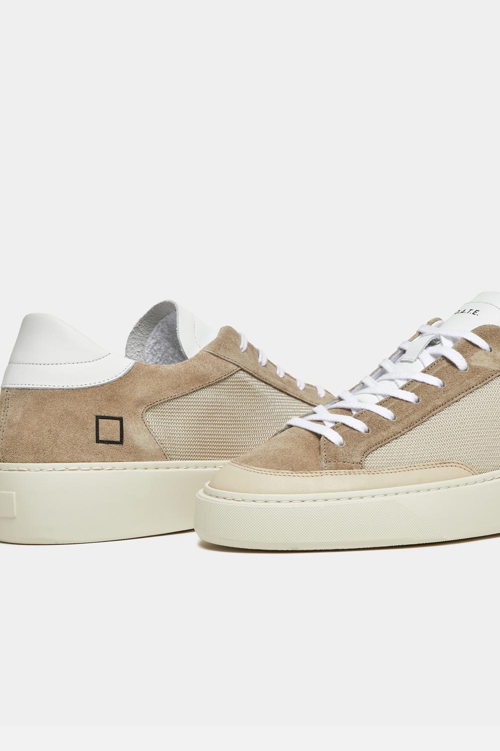 Buy the D.A.T.E. Levante Dragon Sneaker in Beige at Intro. Spend £50 for free UK delivery. Official stockists. We ship worldwide.