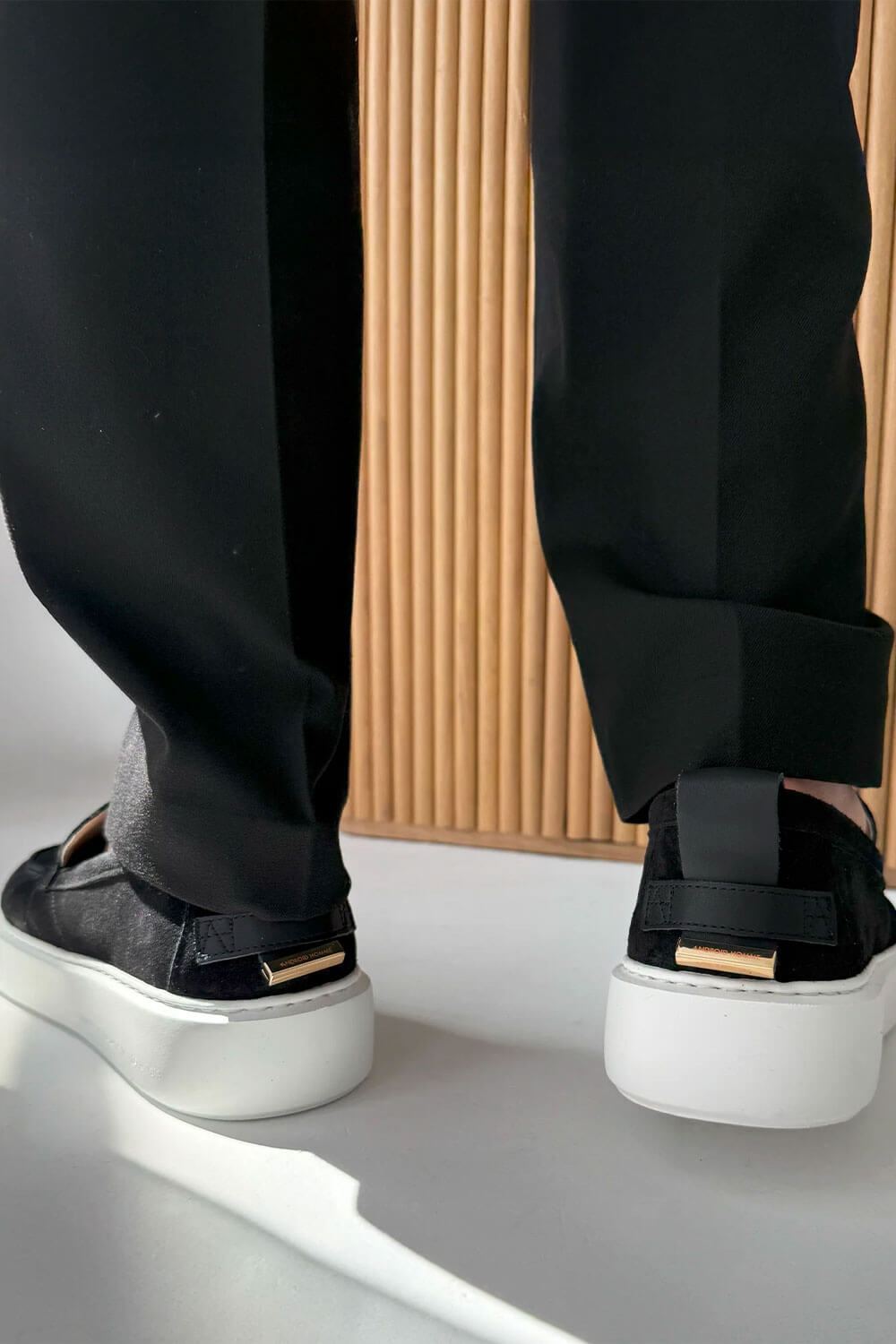Oversized Loafer Suede Black