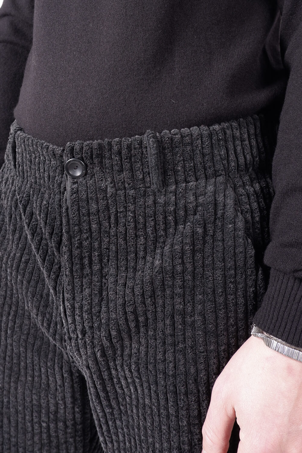Loose-Fit Corduroy Trouser Charcoal