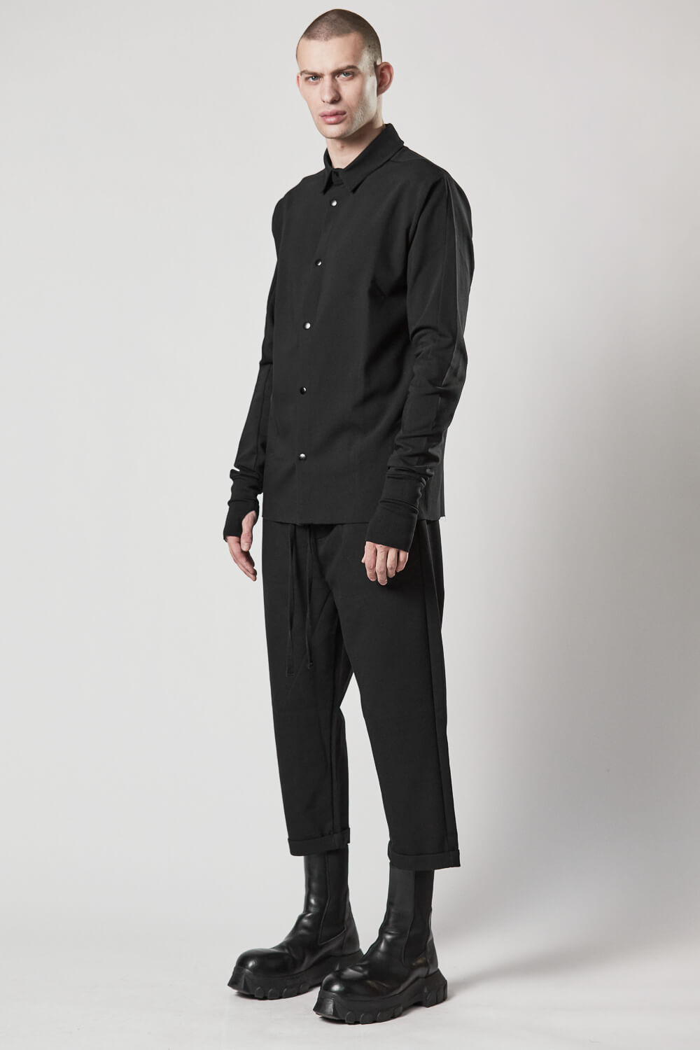 M H 156 Overshirt Black