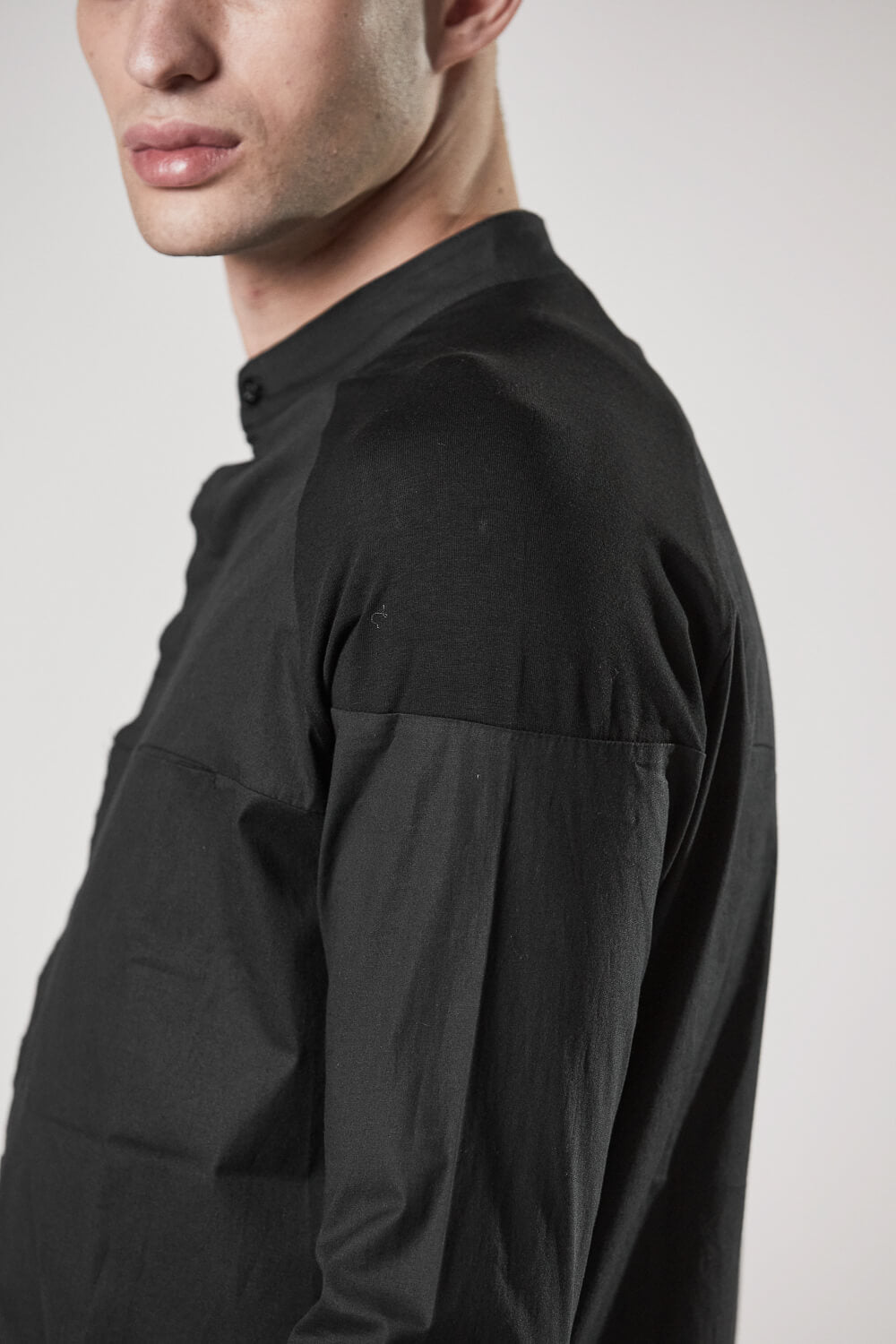 M H 157 Relaxed fit Shirt Black