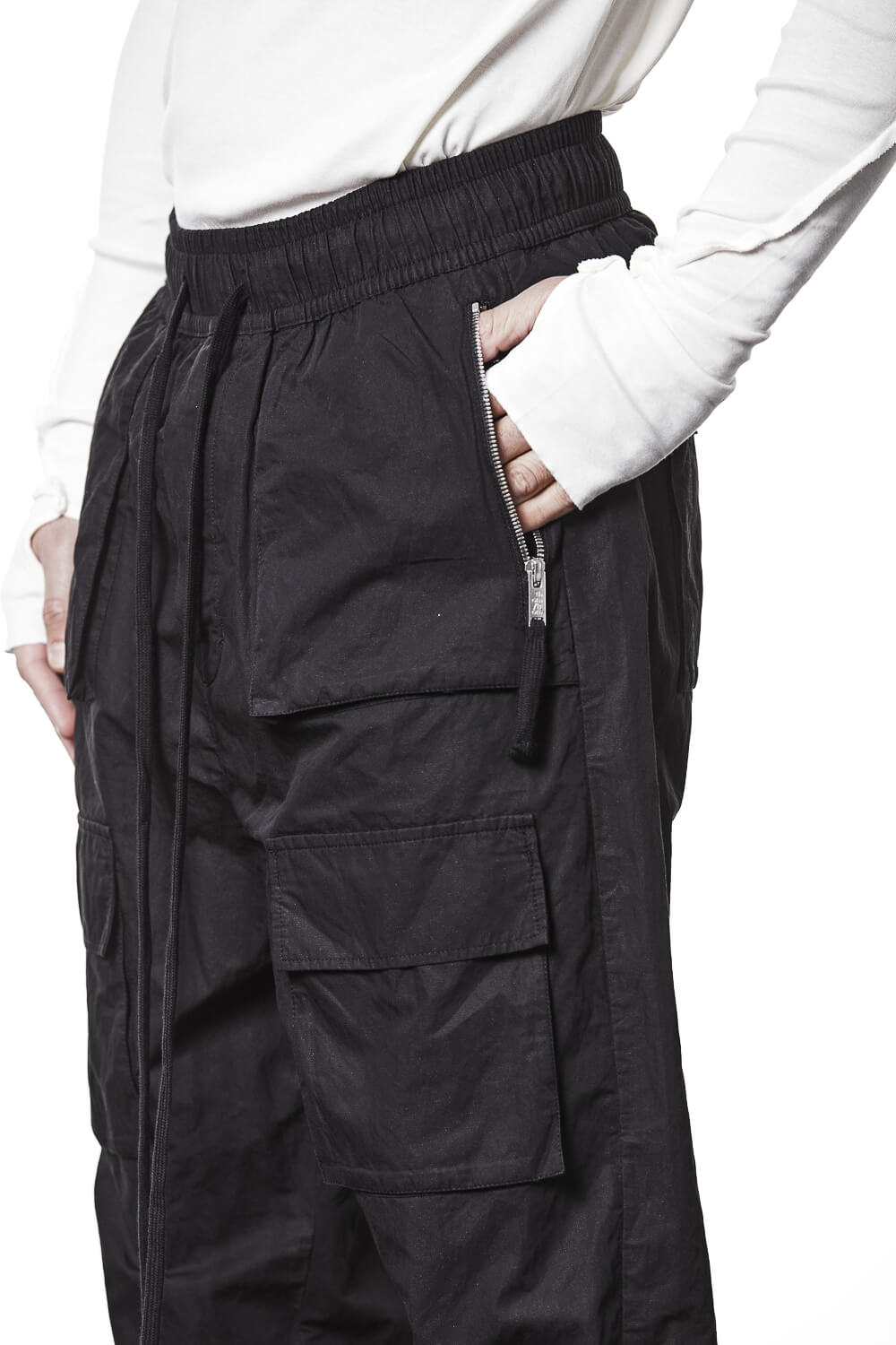M P 25 Washed Cotton Cargo Pants Black