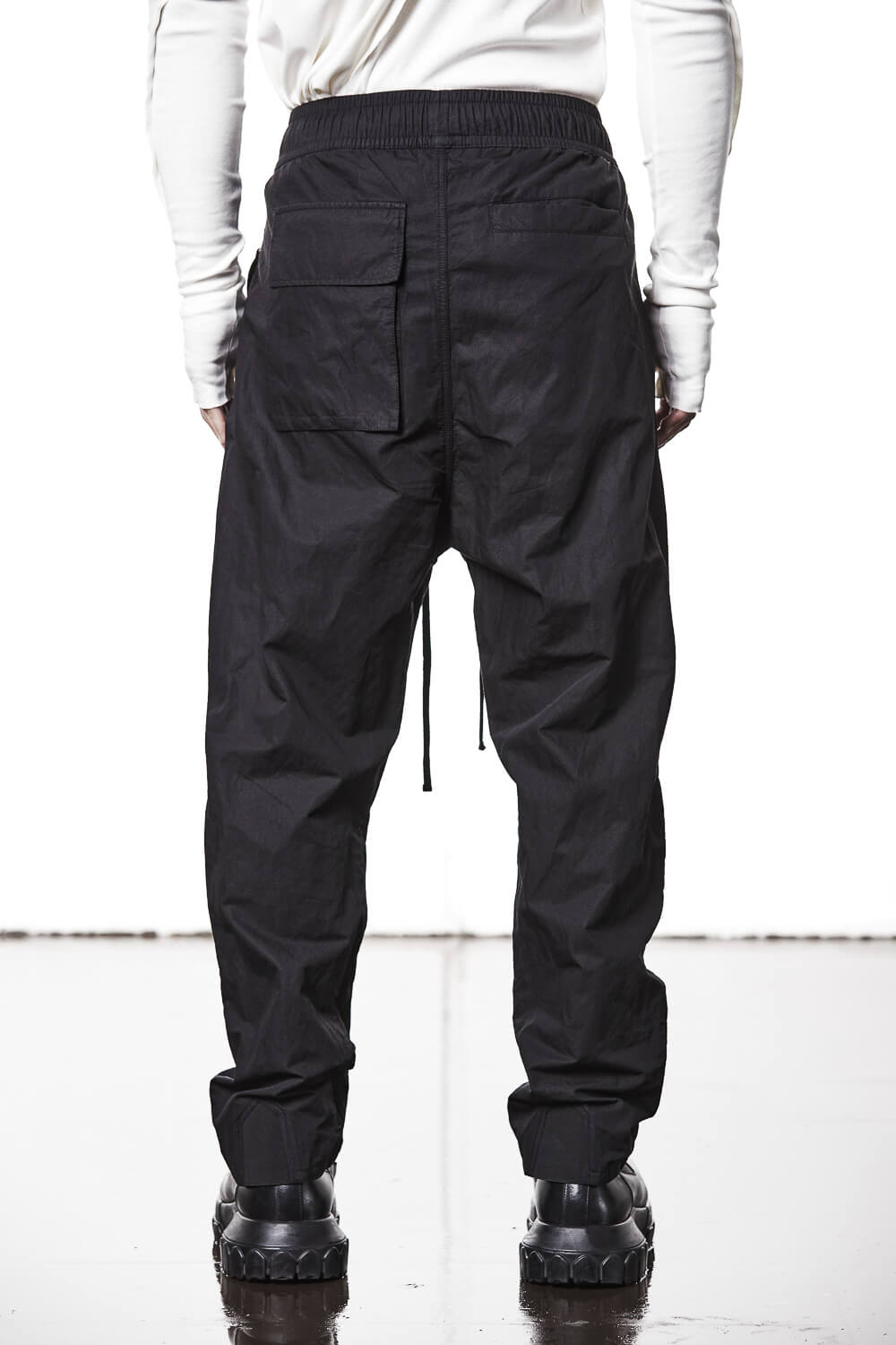 M P 25 Washed Cotton Cargo Pants Black