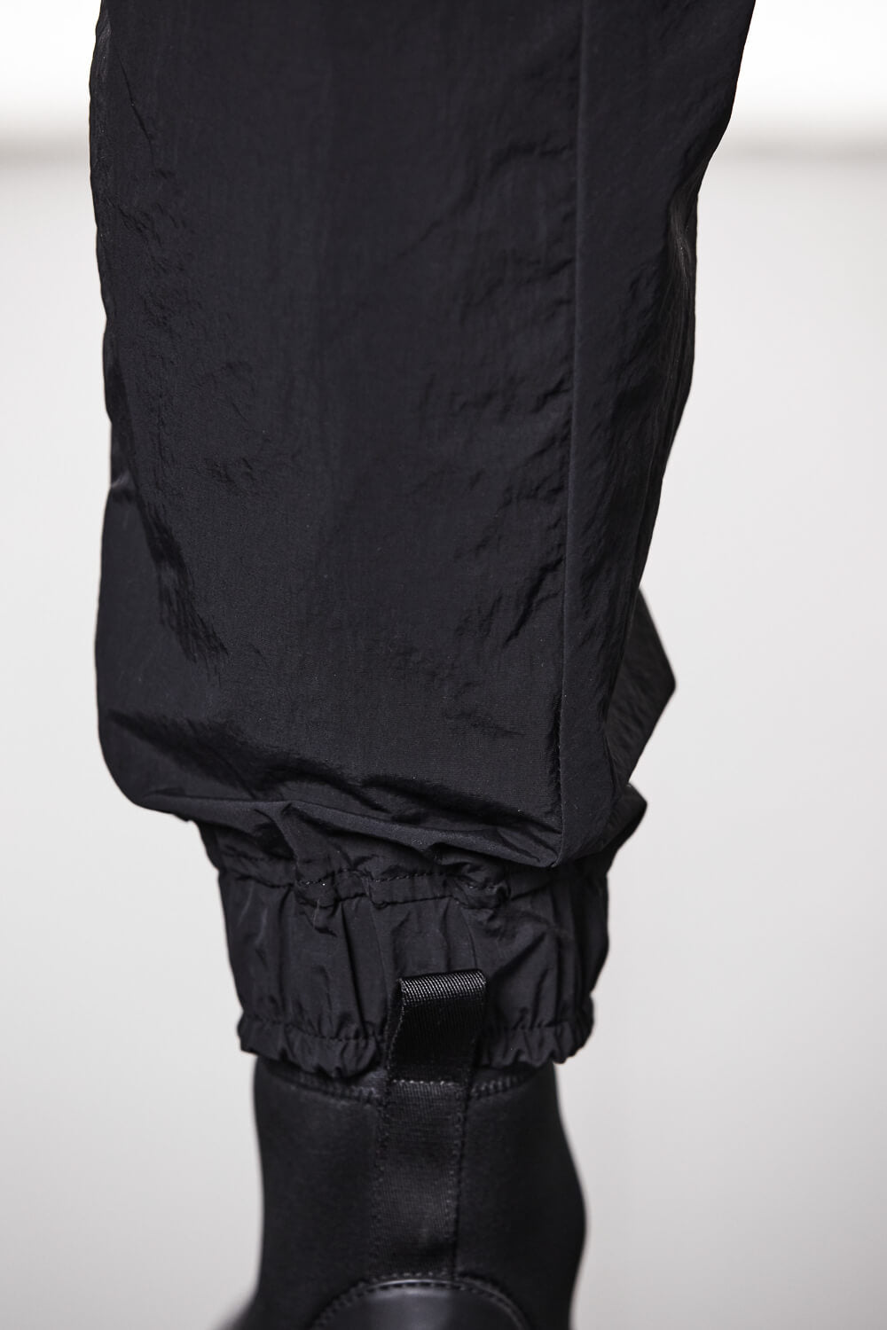 M P 26 Flap Pockets Cargo Pants Black