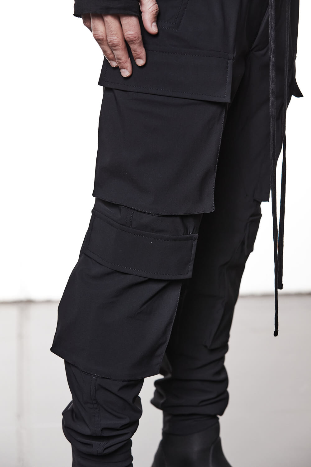 M P 31 Slim Fit Cargo Pants Black