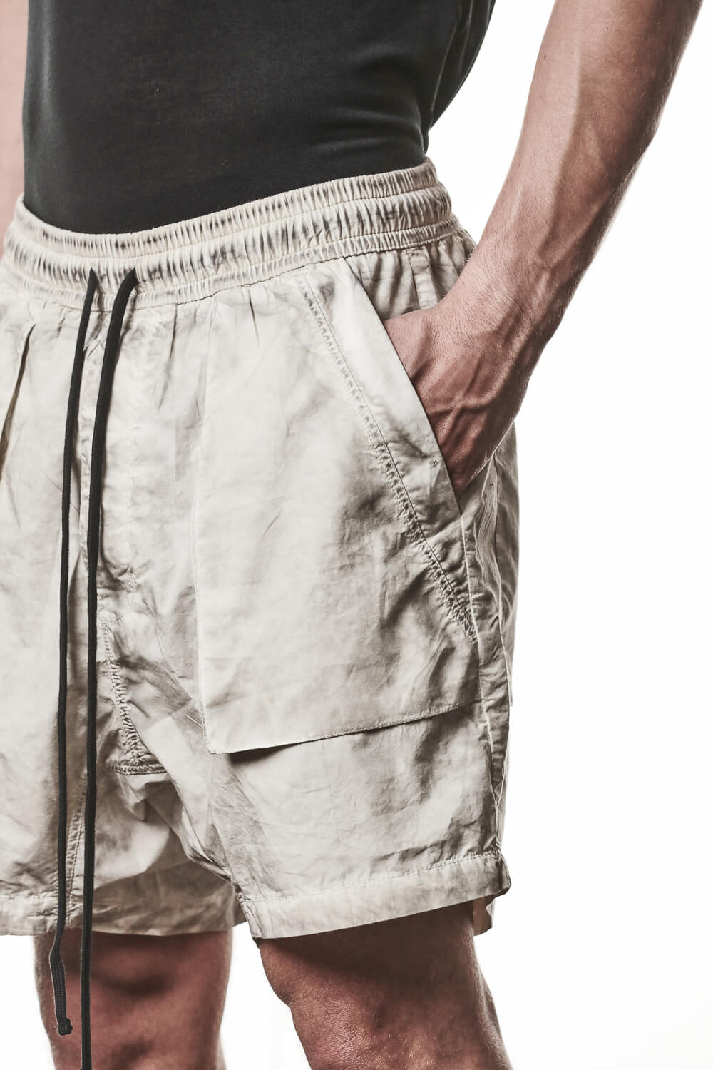 M P 37 Organic Cotton Shorts Beige