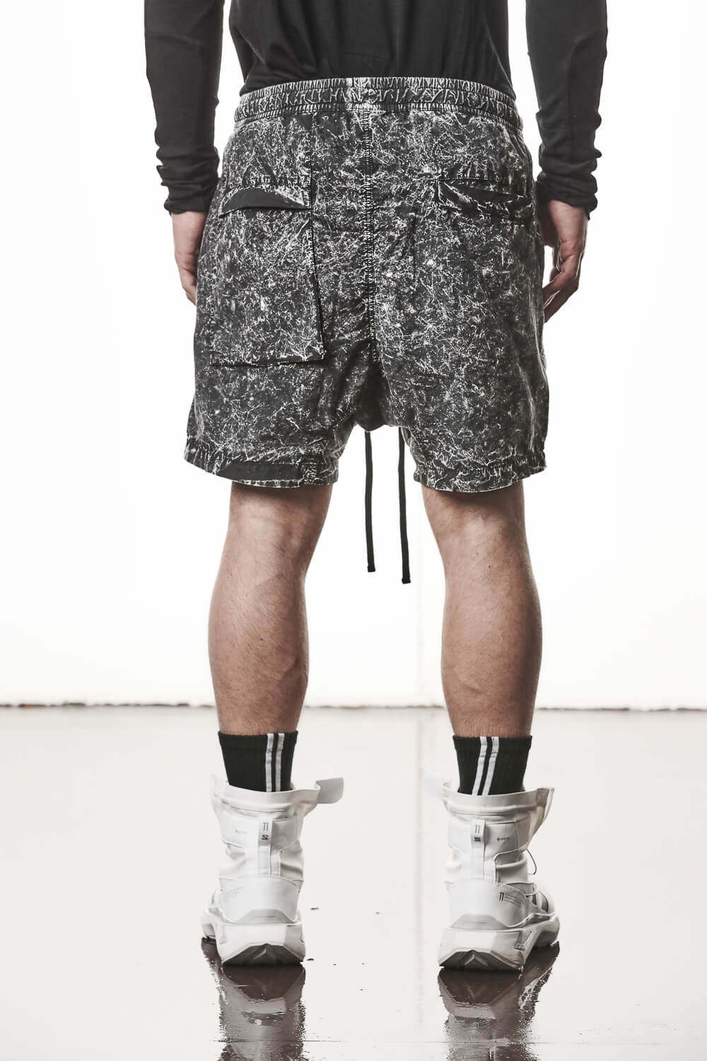 M P 37 Organic Cotton Shorts Black Marble