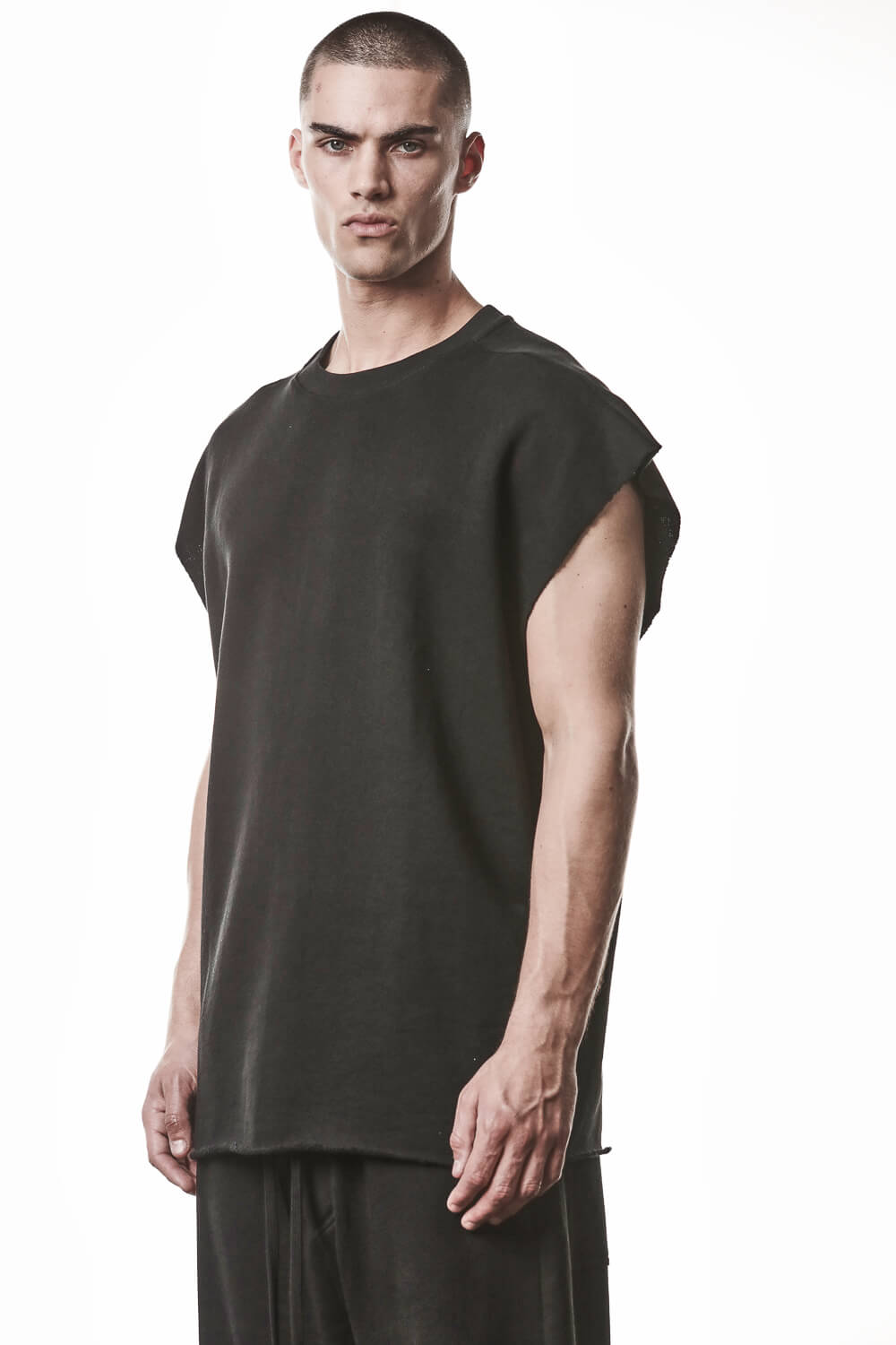 M S 190 Sleeveless Sweatshirt Black