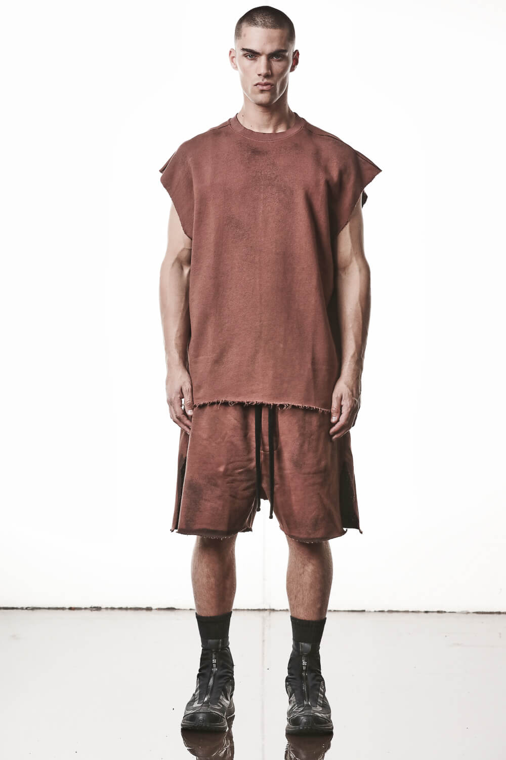 M S 190 Sleeveless Sweatshirt Terracotta