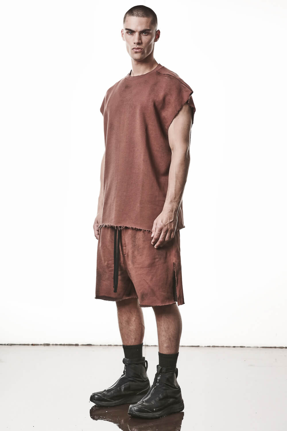 M S 190 Sleeveless Sweatshirt Terracotta