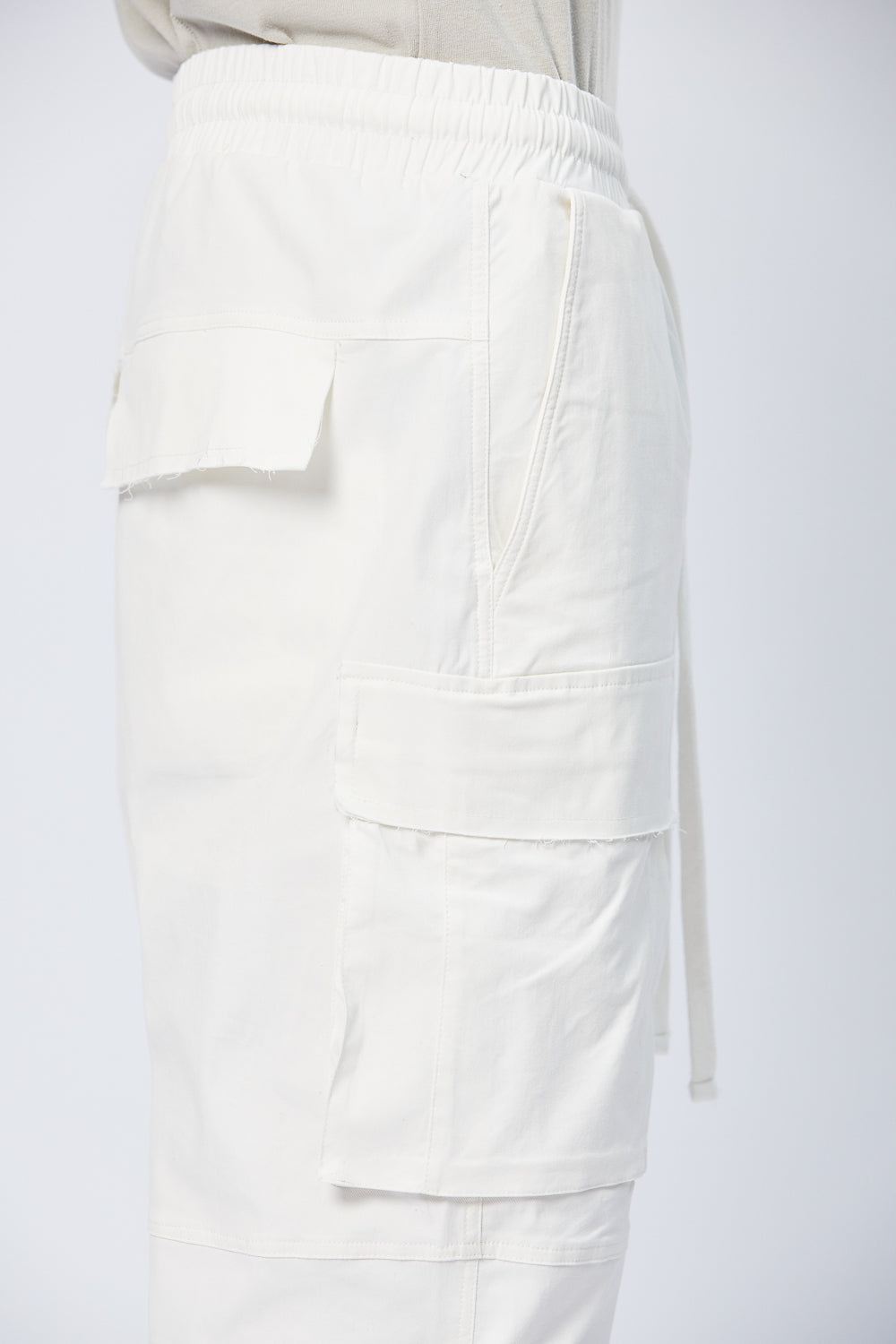 Buy the Thom Krom M ST 441 Sweatpants in Cream at Intro. Spend £50 for free UK delivery. Official stockists. We ship worldwide.