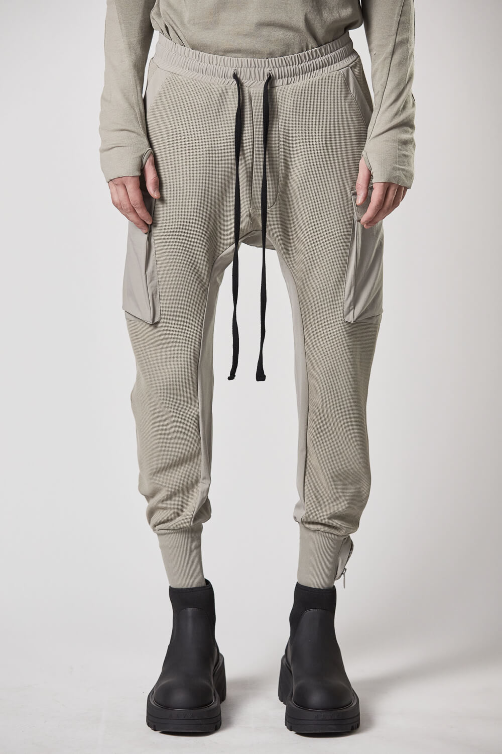 M ST 448 Cargo Sweatpants Sand