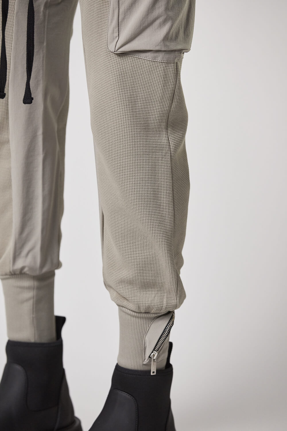 M ST 448 Cargo Sweatpants Sand