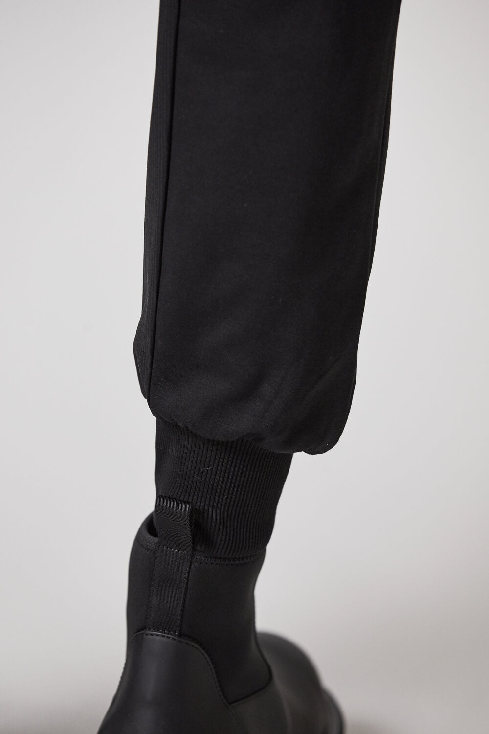 M ST 465 Sweatpants Black