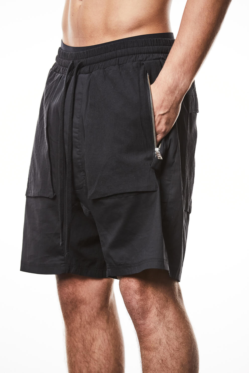 M ST 484 Zip Pocket Detail Shorts Black