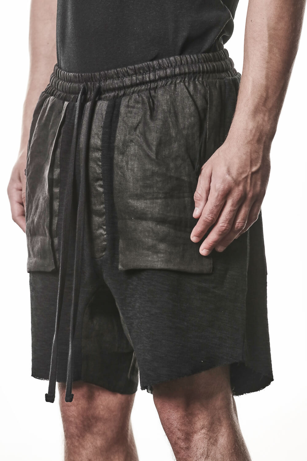 M ST 515 Raw Cut Cotton/Linen Shorts Black