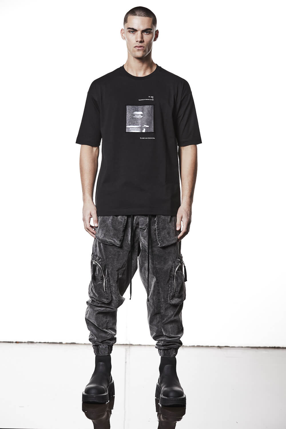 M TS 876 Front Patched Print T-Shirt Black