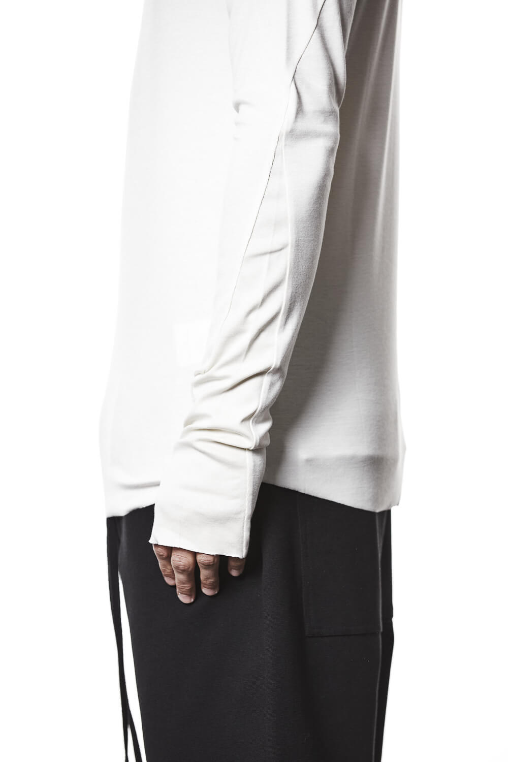 M TS 889 Slim Fit L/S T-Shirt Off White