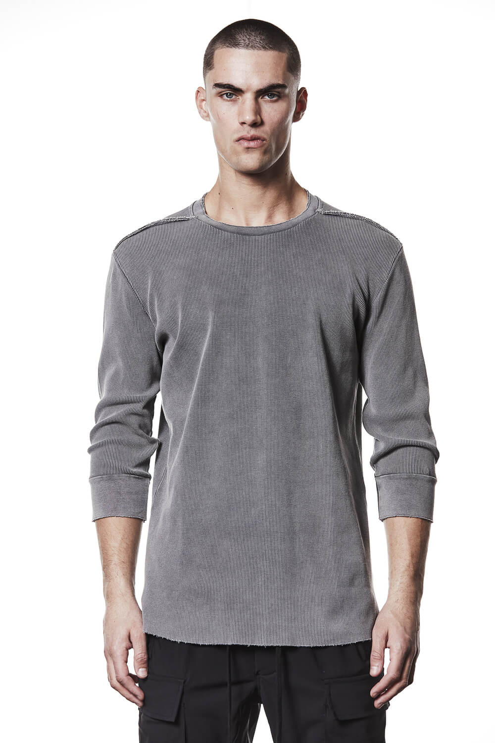 M TS 895 Round Neck L/S T-Shirt Grey