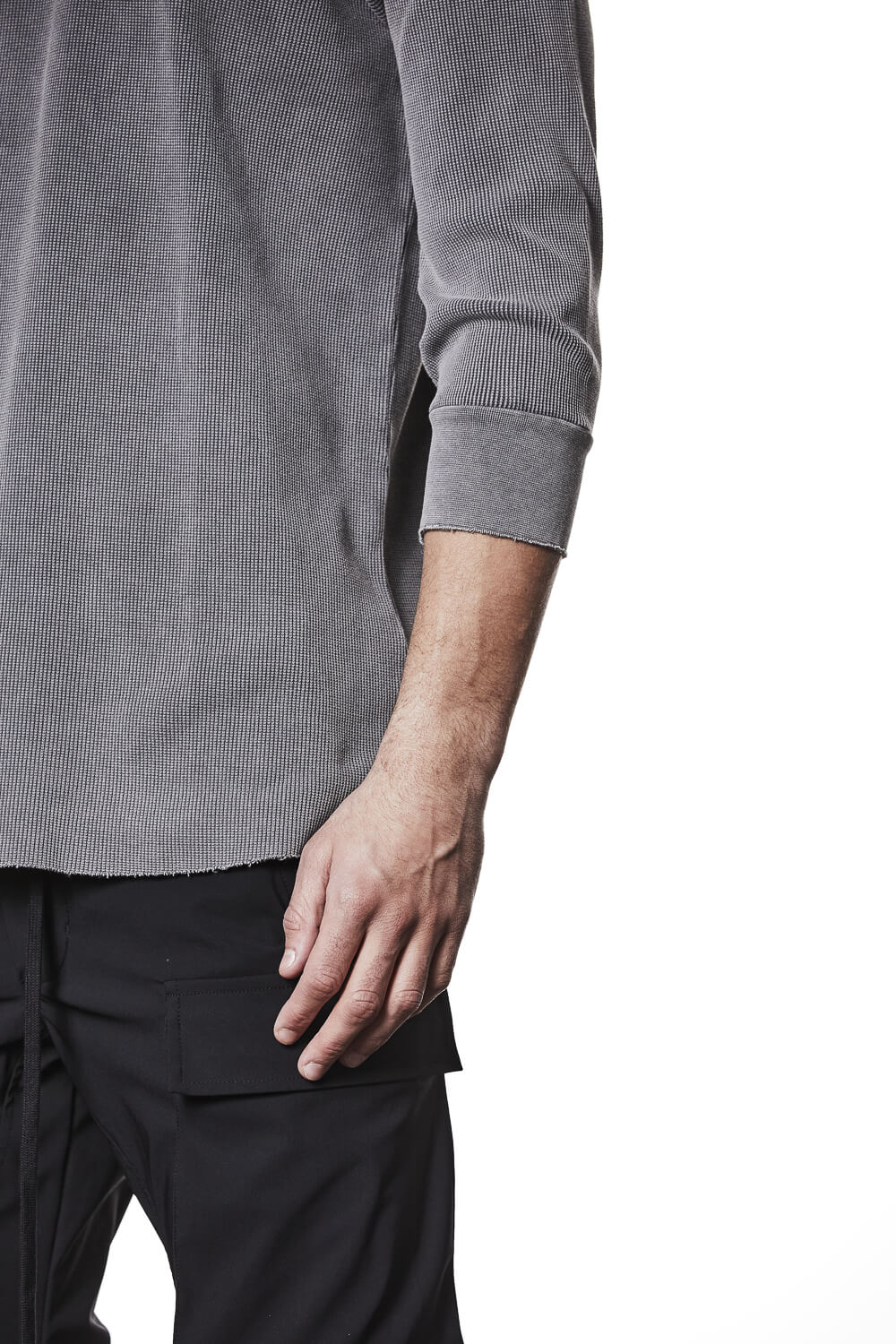 M TS 895 Round Neck L/S T-Shirt Grey