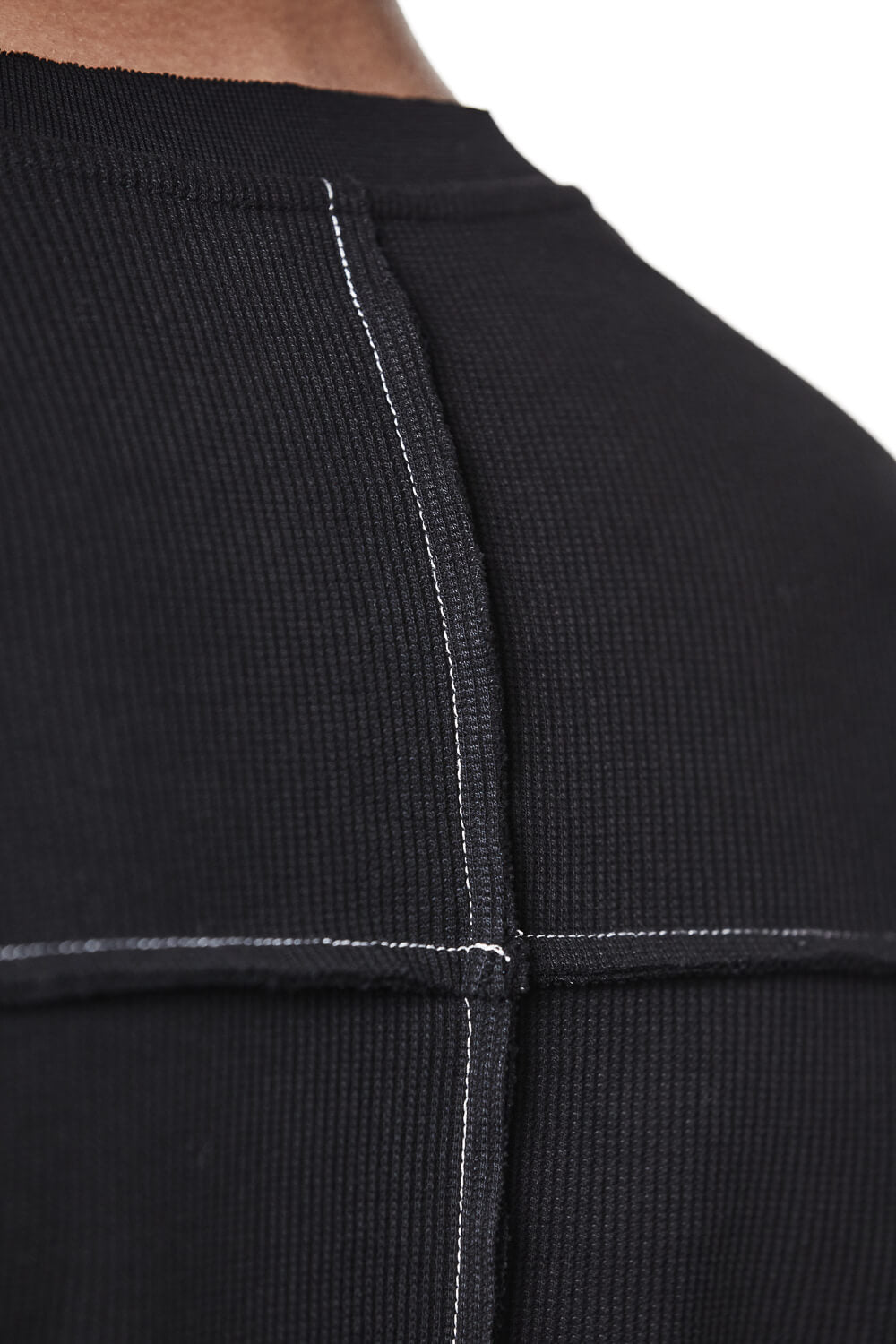 M TS 898 Contrast Stitching Detail L/S T-Shirt Black