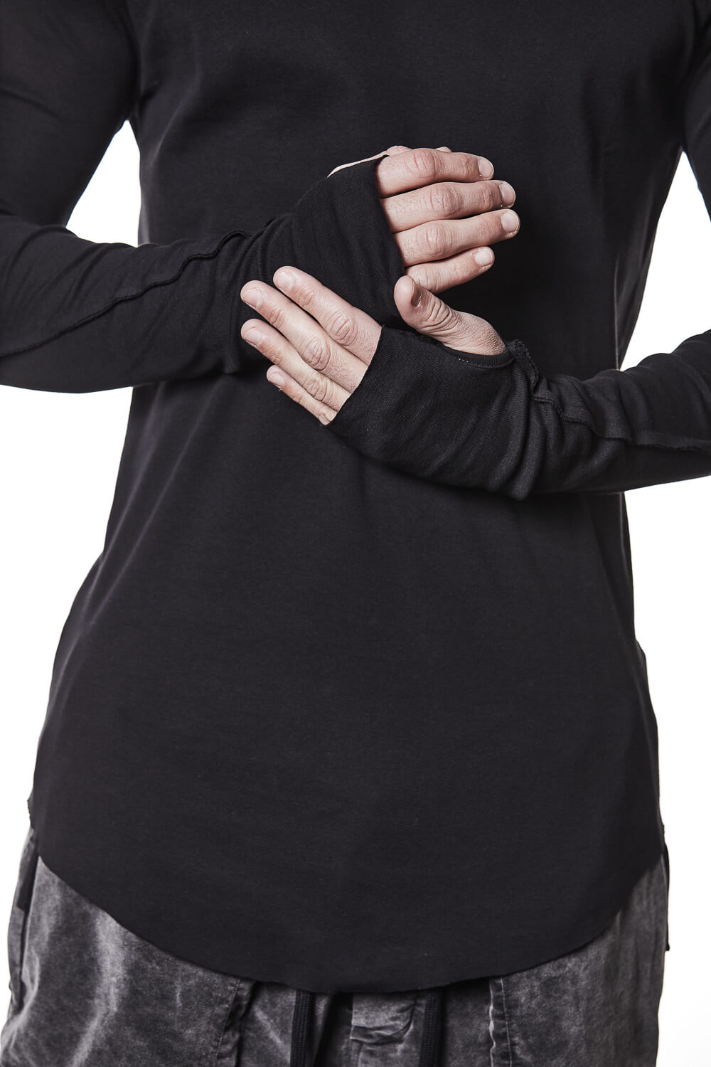 M TS 900 Raw Cut L/S T-Shirt Black