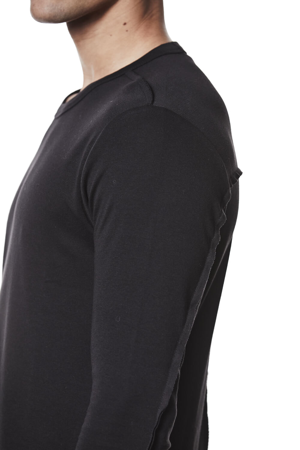 M TS 900 Raw Cut L/S T-Shirt Black